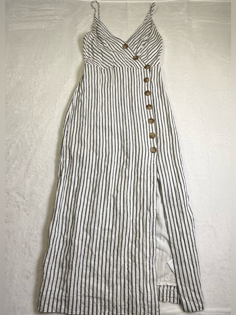 Urban Outfitters Millie White & Black Striped linen Button-Front Midi Dress XS - Picture 3 of 6